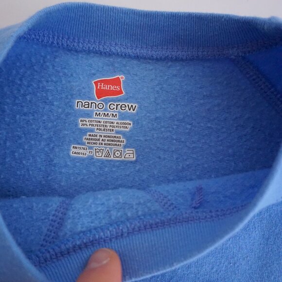 Hanes Nano Blue Cat Eye Embroidered Sweatshirt Cozy 90's Cabincore Sweater M - Picture 5 of 12
